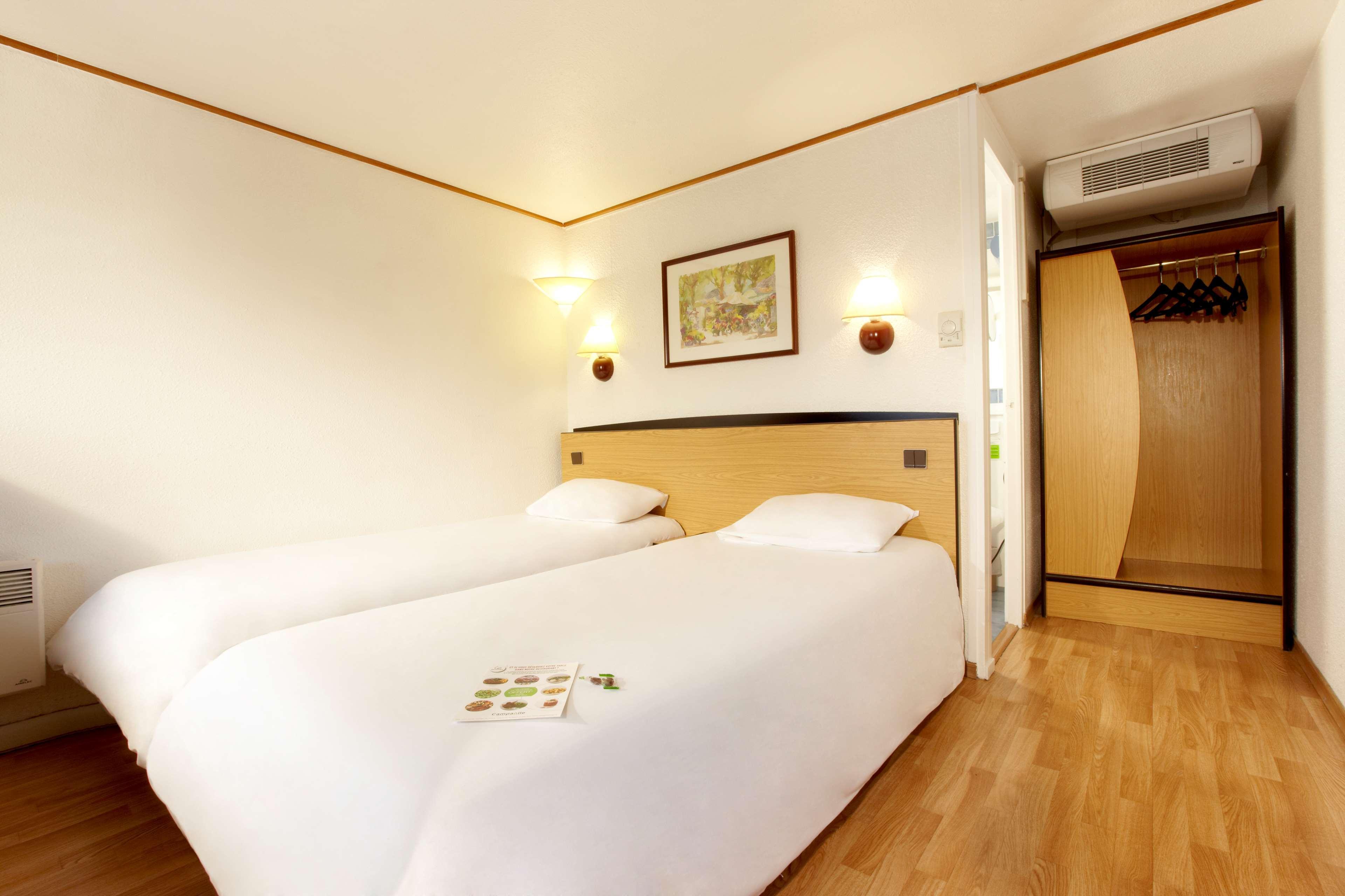 Campanile Dax - Saint-Paul-Les-Dax Otel Oda fotoğraf